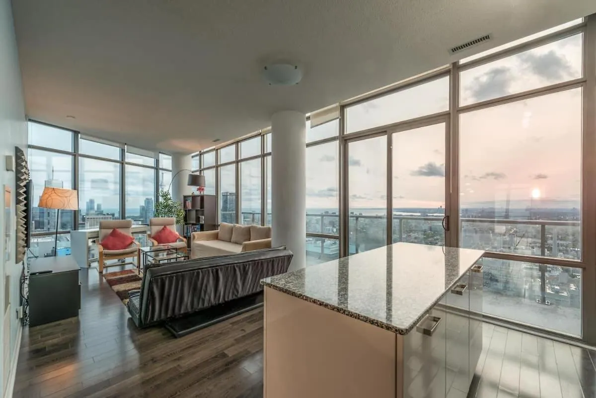 Homestay Great View High Rise In Central Toronto