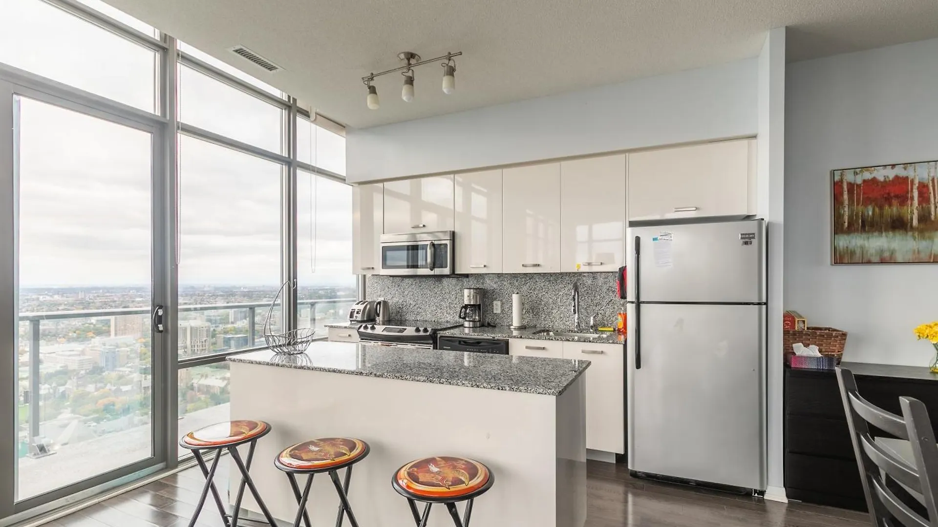 Homestay Great View High Rise In Central Toronto