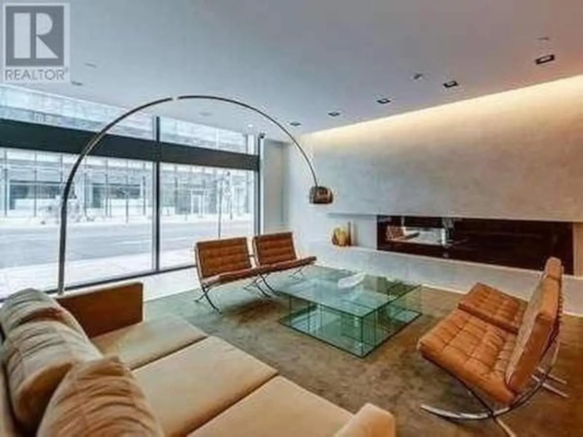 Great View High Rise In Central Toronto Homestay